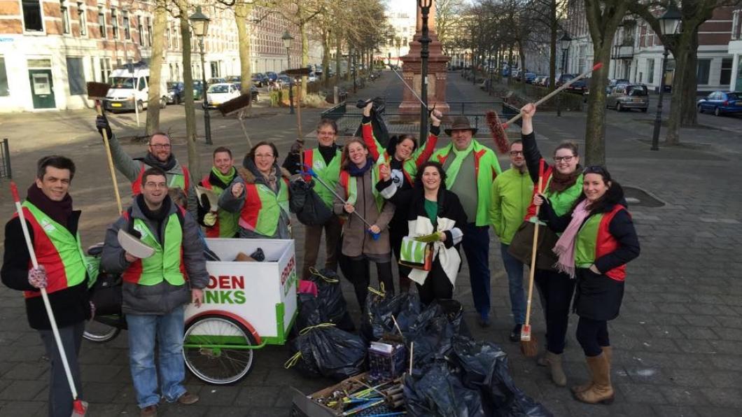 GroenLinks Rotterdam ruimt vuurwerkafval op