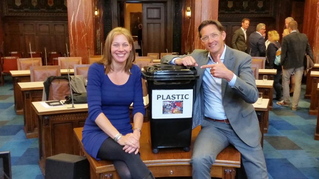 Judith Bokhove en Joost Eerdmans Judith Bokhove Joost Eerdmans Afval scheiden plastic recycle hergebruik