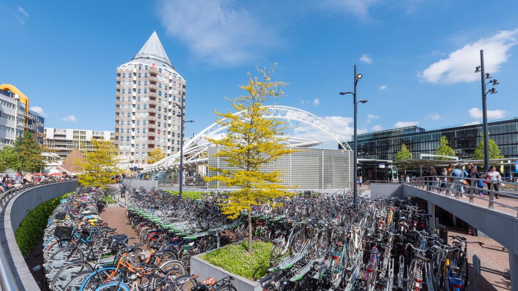 bigstock-Rotterdam-Netherlands--May--blaak.jpg