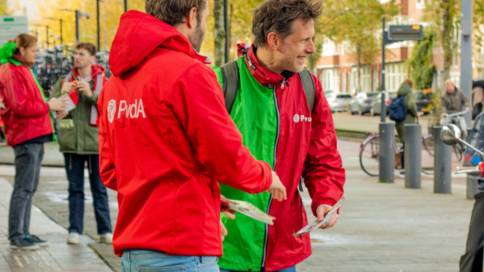 leden tijdens flyeractie